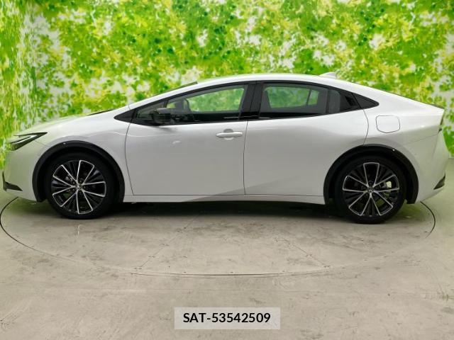 Toyota PRIUS 2025-01 8653790-1