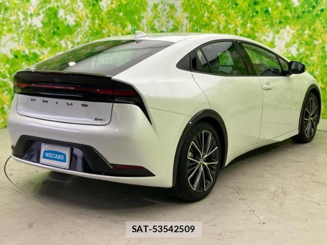 Toyota PRIUS 2025-01 8653790-2