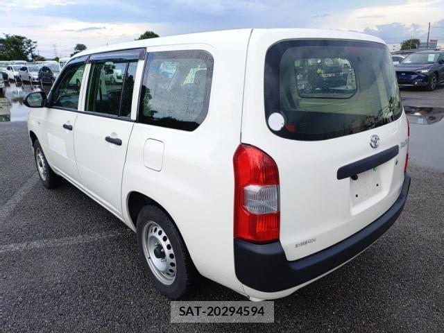 Toyota PROBOX 2021-08 8647558-4