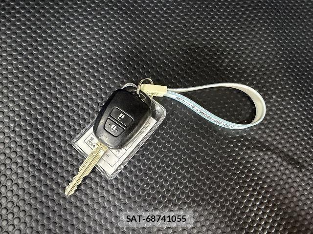 Toyota PROBOX 2020-12 8647743-11