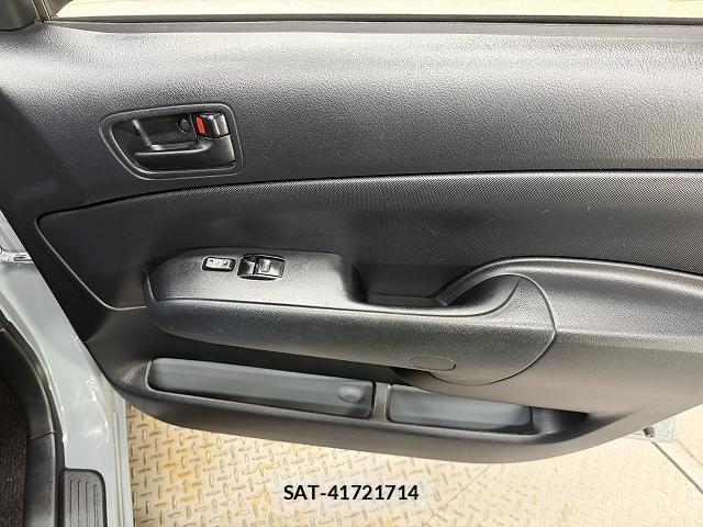 Toyota PROBOX 2020-11 8647745-11