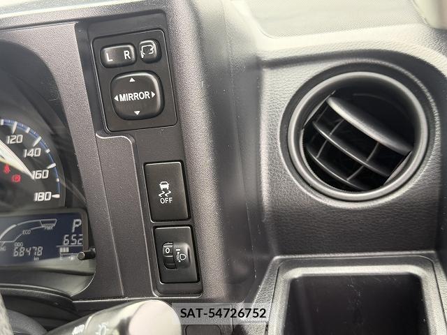 Toyota PROBOX 2020-05 8647747-8