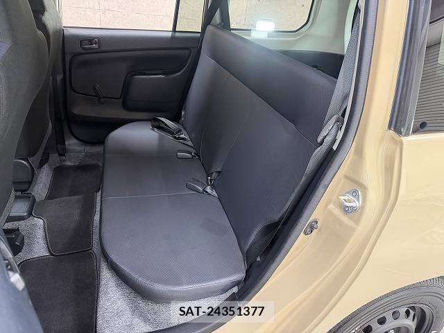 Toyota PROBOX 2021-01 8647748-3