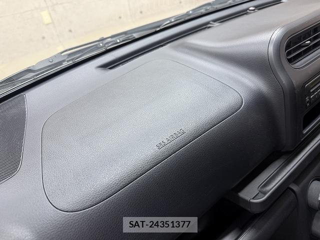 Toyota PROBOX 2021-01 8647748-8