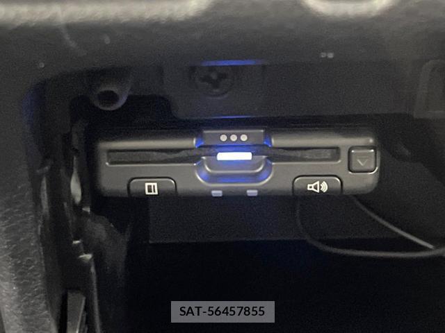 Toyota PROBOX 2019-03 8647873-3