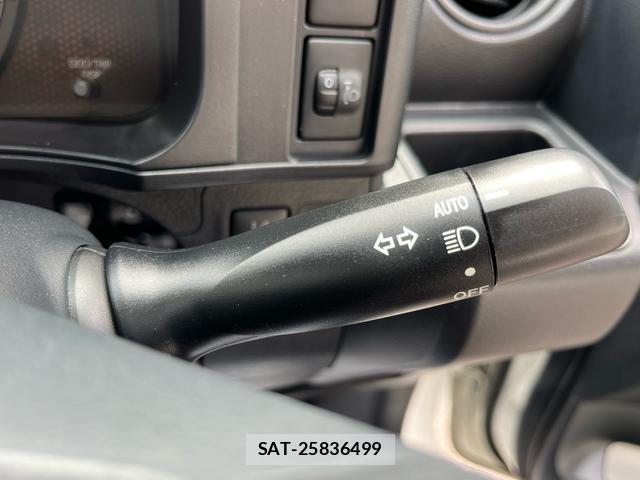 Toyota PROBOX 2018-08 8648535-16