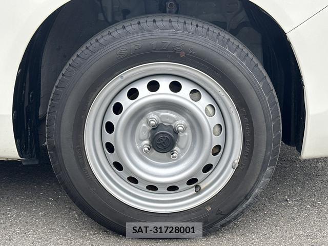 Toyota PROBOX 2023-08 8649909-18