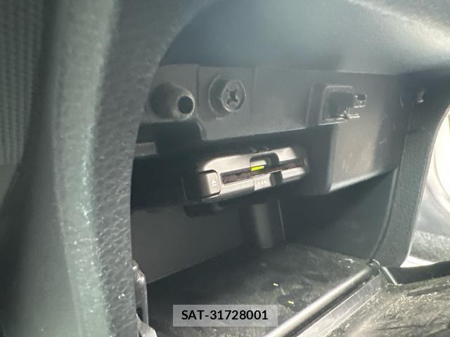 Toyota PROBOX 2023-08 8649909-6