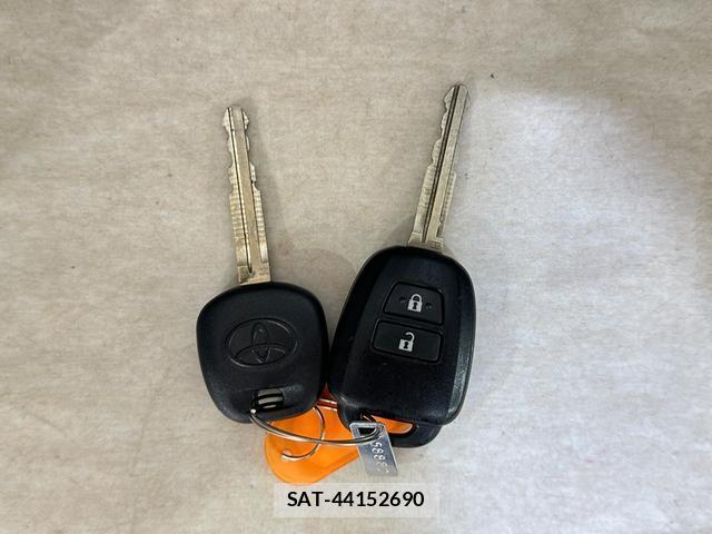 Toyota PROBOX 2019-07 8650909-10