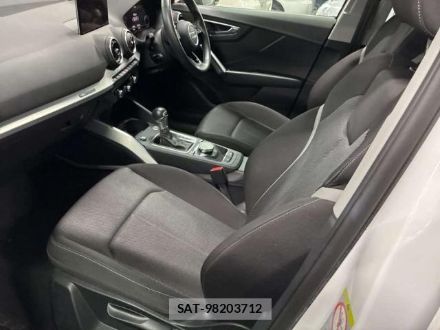 Audi Q2 2018-09 8648984-6