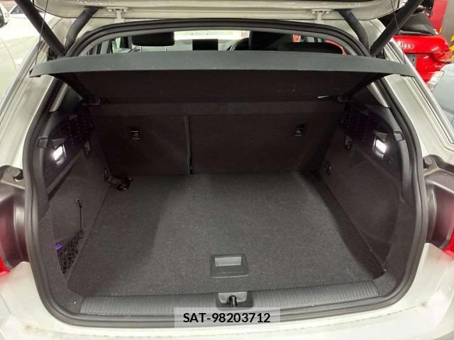 Audi Q2 2018-09 8648984-8
