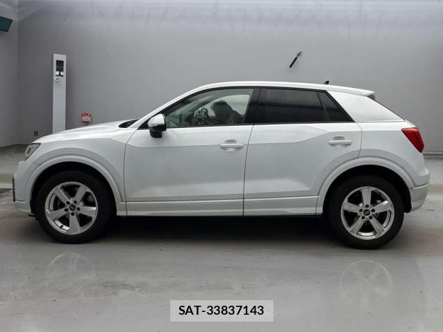 Audi Q2 2021-03 8649006-4