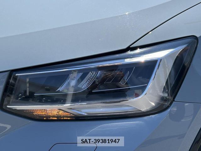 Audi Q2 2022-07 8651861-11