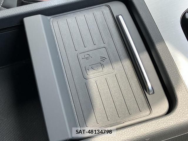Audi Q5 2024-08 8651855-8