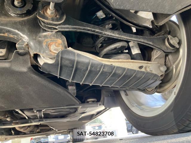 Audi Q5 2022-08 8648408-11