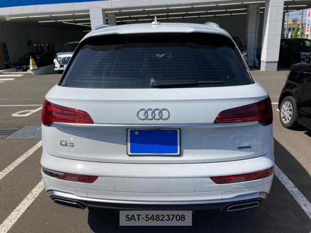 Audi Q5 2022-08 8648408-5