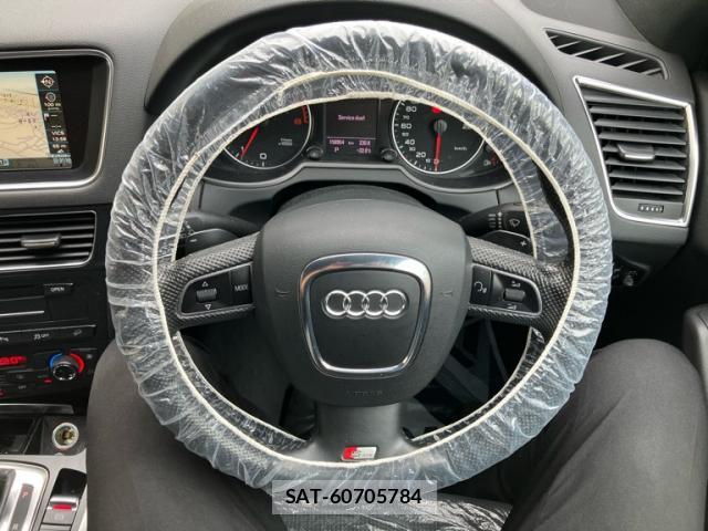 Audi Q5 2011-11 8648519-1