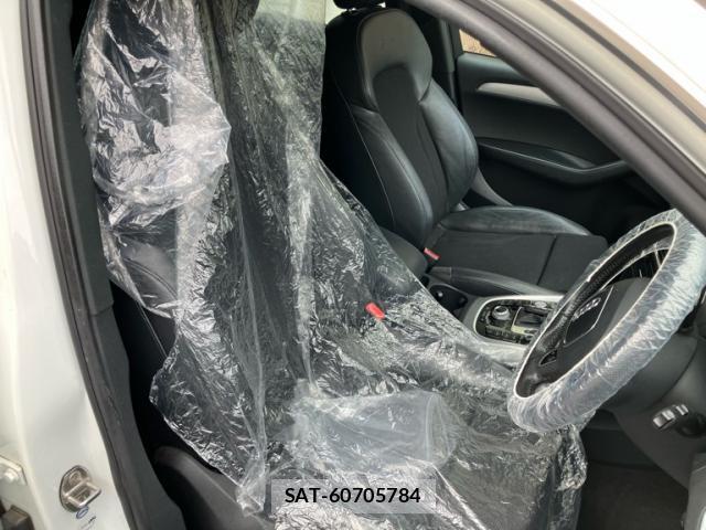 Audi Q5 2011-11 8648519-10