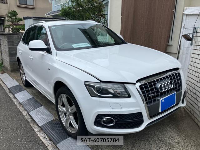 Audi Q5 2011-11 8648519-13