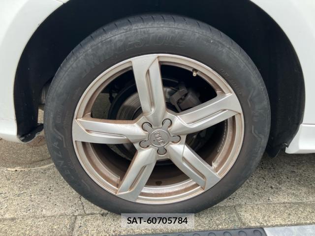 Audi Q5 2011-11 8648519-7