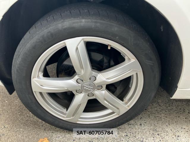 Audi Q5 2011-11 8648519-9