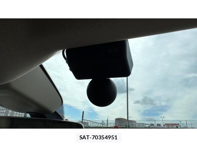 Audi Q7 2018-10 8649668-12