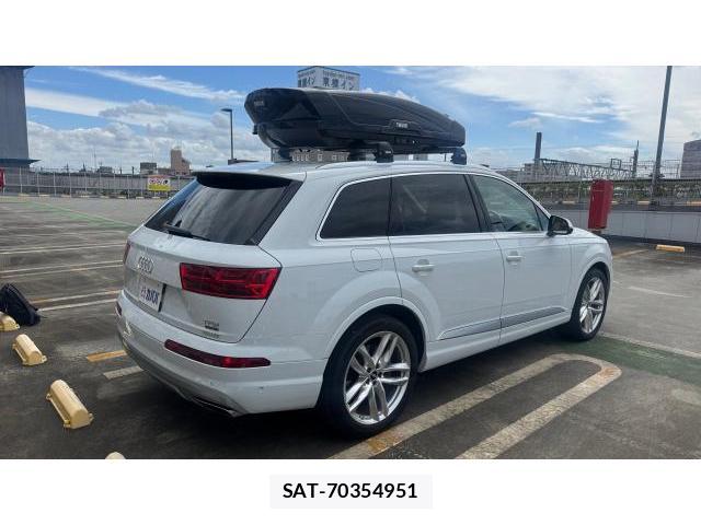 Audi Q7 2018-10 8649668-15