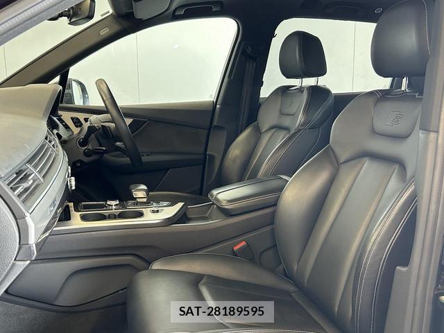 Audi Q7 2018-09 8651856-13