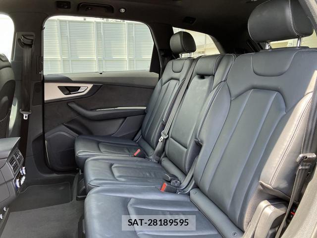 Audi Q7 2018-09 8651856-14