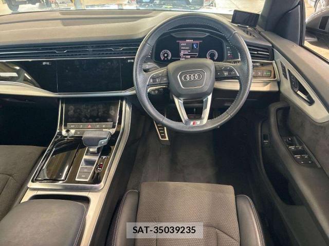 Audi Q8 2019-09 8647001-2