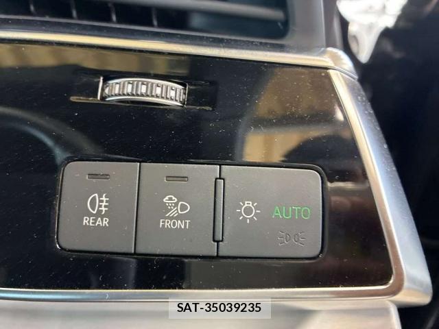 Audi Q8 2019-09 8647001-7