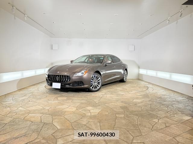 Maserati QUATTROPORTE 2017-08 8647621-0