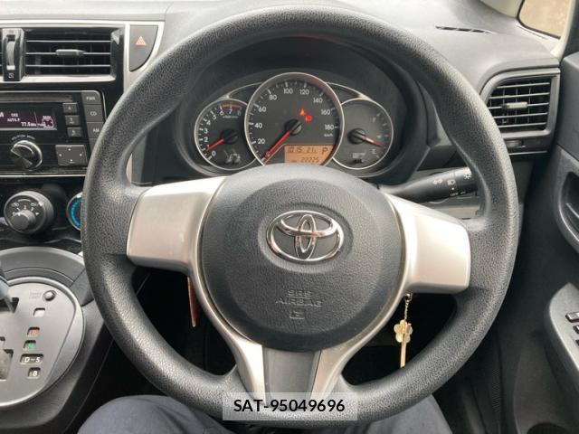 Toyota RACTIS 2015-09 8648491-7