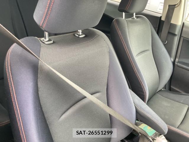 Toyota RACTIS 2011-10 8652877-18