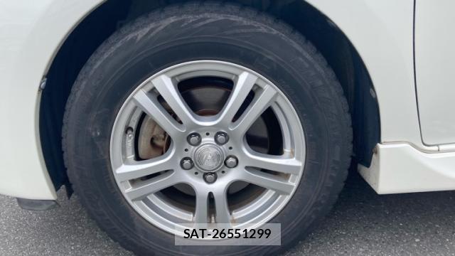 Toyota RACTIS 2011-10 8652877-3