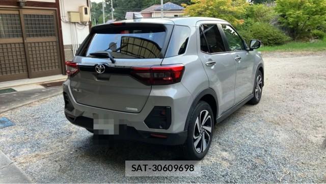 Toyota RAIZE 2022-01 8651416-12
