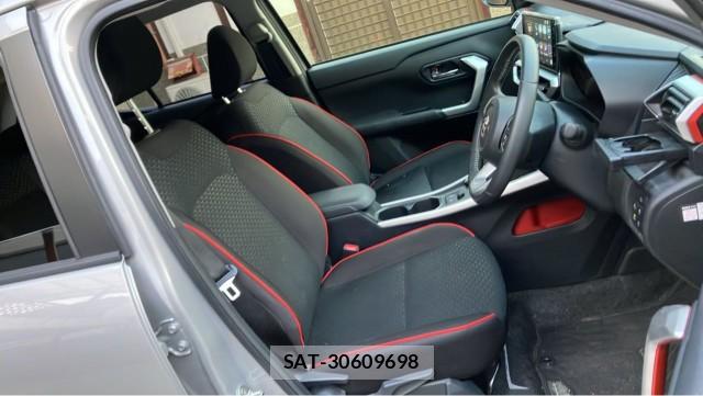 Toyota RAIZE 2022-01 8651416-5