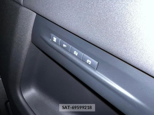 Land Rover RANGE ROVER EVOQUE 2025-06 8648248-12