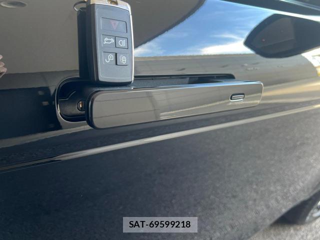 Land Rover RANGE ROVER EVOQUE 2025-06 8648248-15