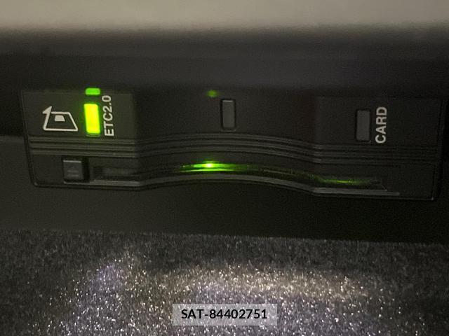 Land Rover RANGE ROVER VELAR 2023-04 8648309-11