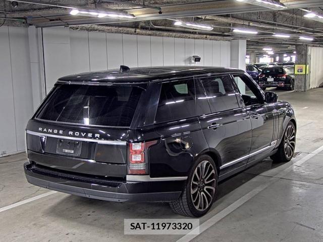 Land Rover RANGE ROVER 2017-10 8647071-1
