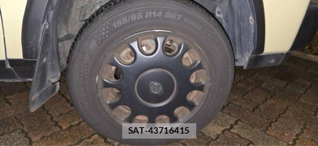 Nissan RASHEEN 1999-01 8648367-2