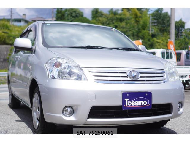 Toyota RAUM 2011-07 8646626-11