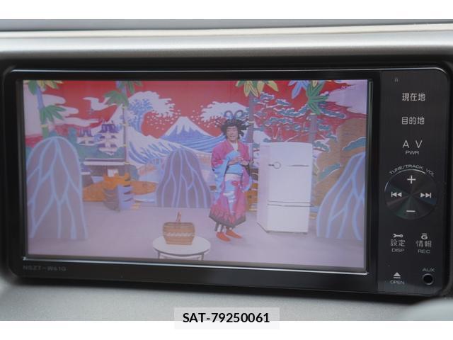 Toyota RAUM 2011-07 8646626-16
