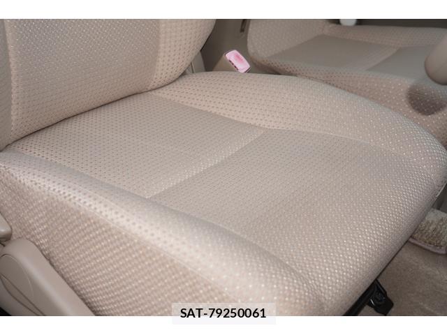 Toyota RAUM 2011-07 8646626-5
