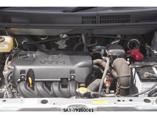 Toyota RAUM 2011-07 8646626-7