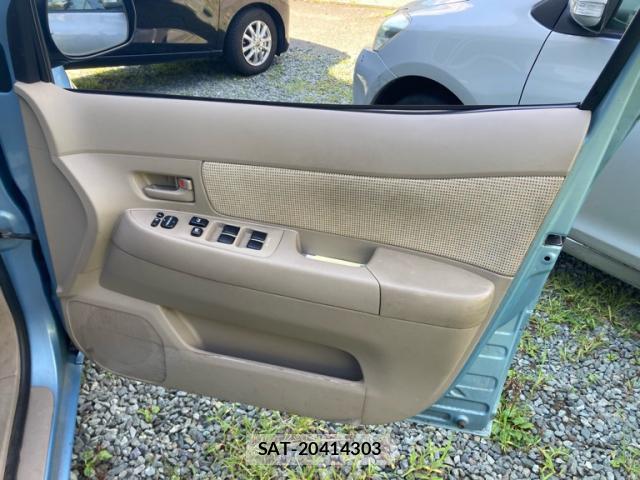 Toyota RAUM 2006-06 8648501-9
