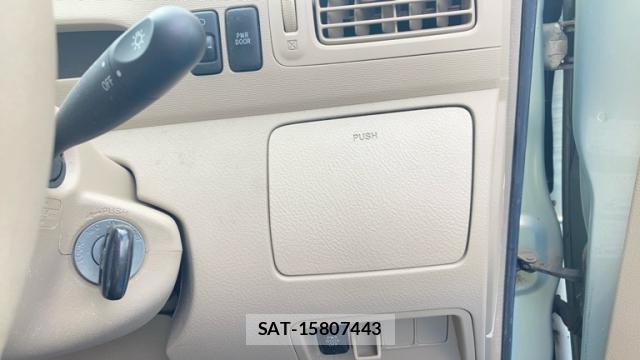 Toyota RAUM 2006-06 8648552-8