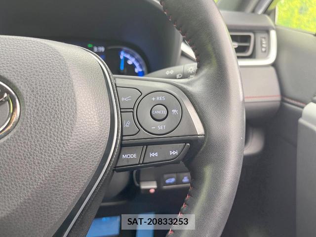 Toyota RAV4 PHV 2020-10 8648756-6