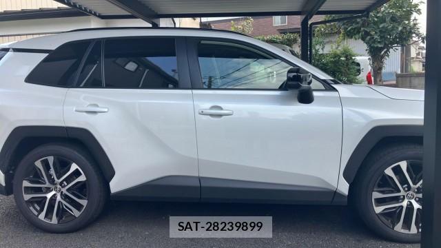 Toyota RAV4 PHV 2026-04 8651302-10